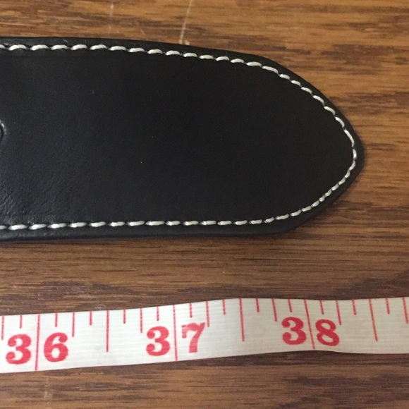 ⬇️Price Drop⬇️NWT Fun fur black belt - Picture 4 of 6